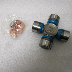 universal joint 04371-60070  for Landcruiser Prado GRJ120