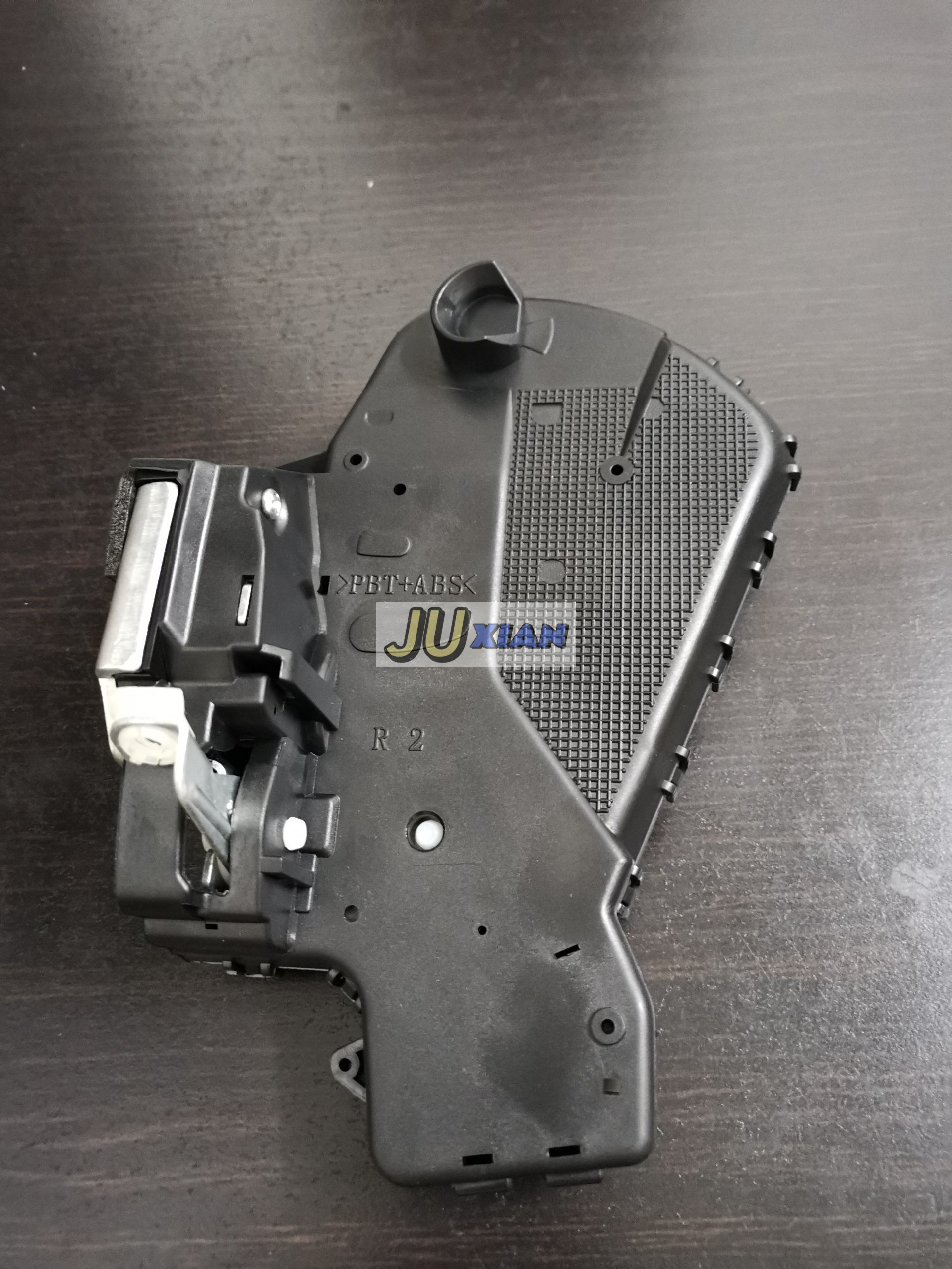 PRADO 69110-60190 LOCK ASSY,BACK DOOR W/MOTOR