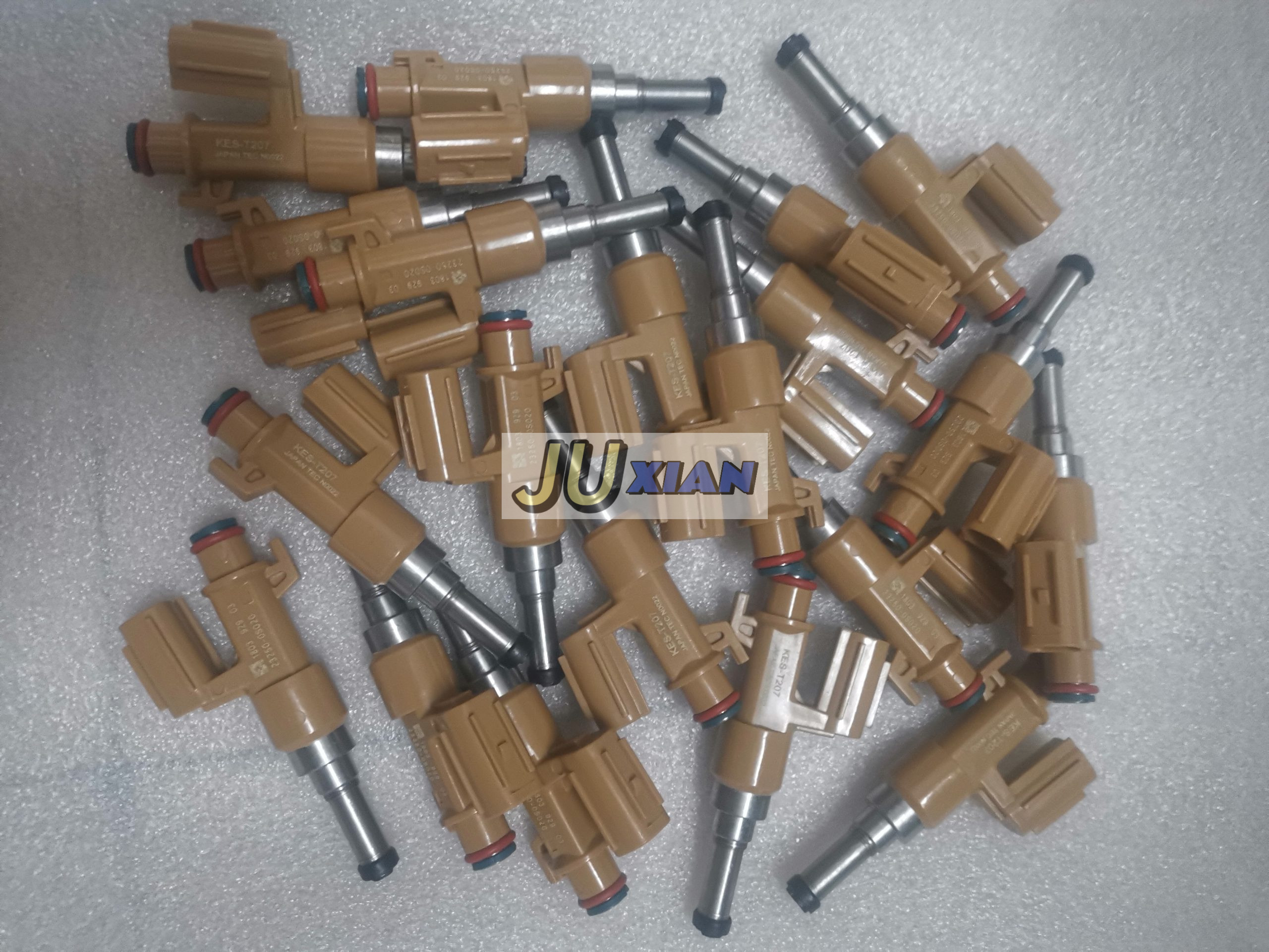23209-39165 injector for TOYOTA 3UR engine - Image 2