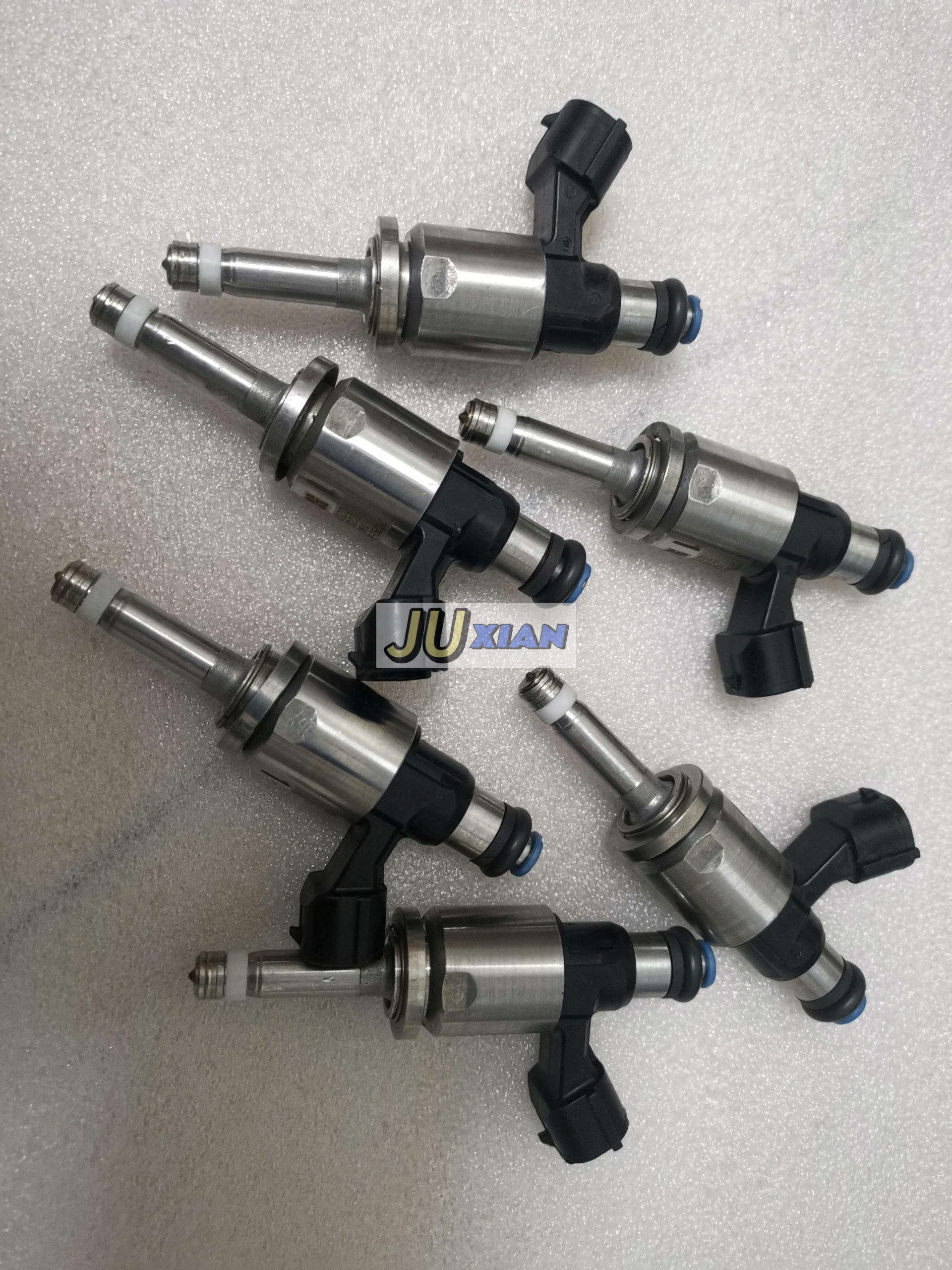 INJECTOR 23250-36030 2320936030 8AR ENGINE
