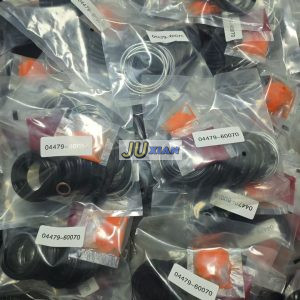 04479-60070 CYLINDER KIT, DISC BRAKE