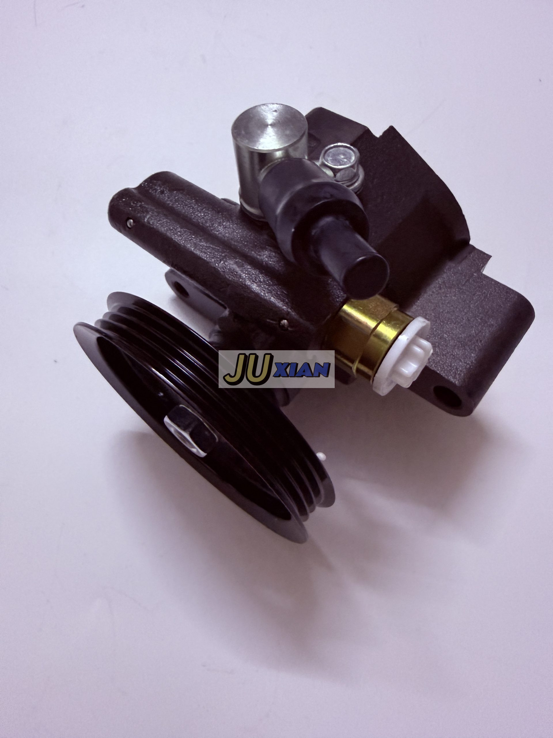 44320-42010 Power Steering pump